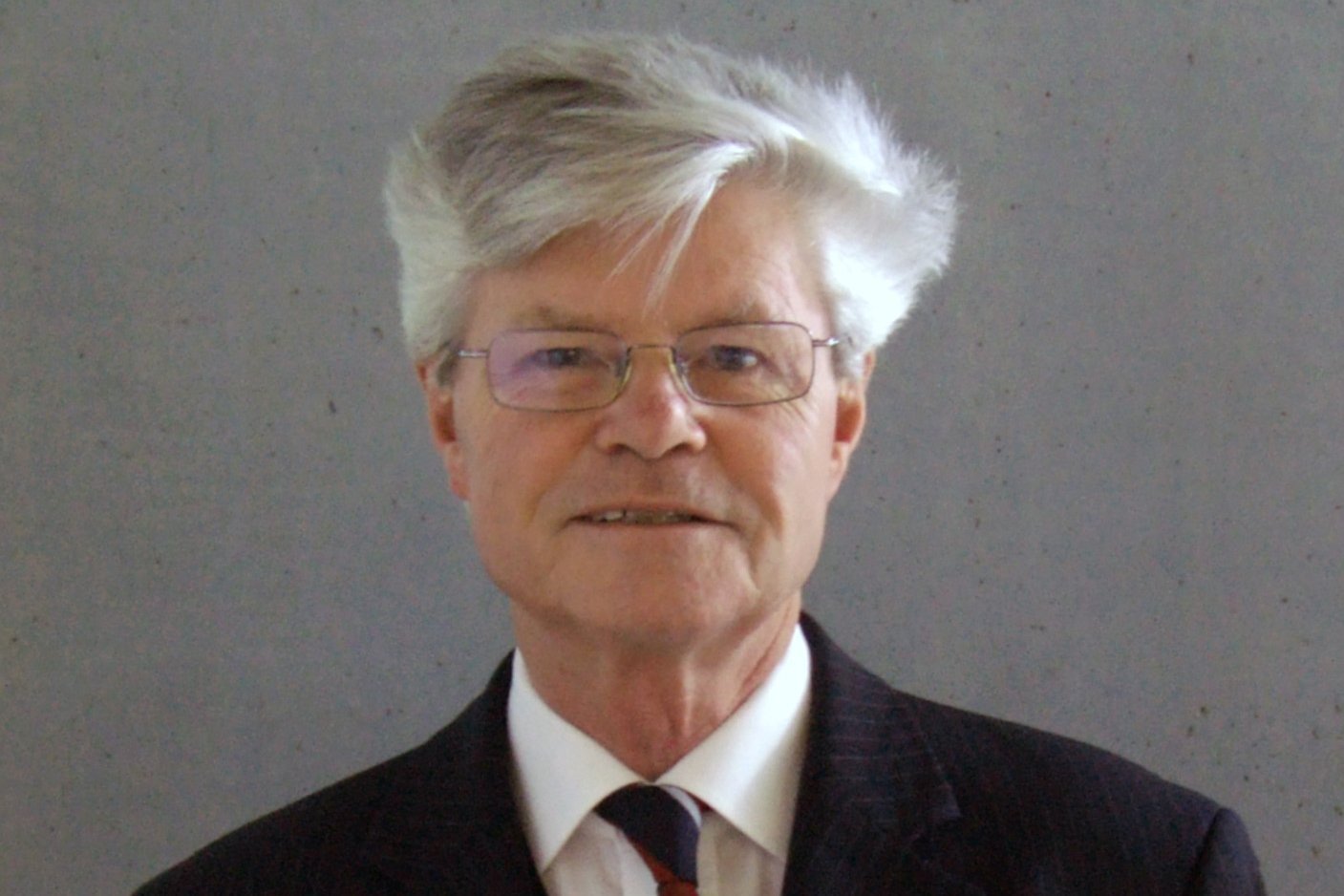 Prof. Dr. Dr. Hartmut Graßl